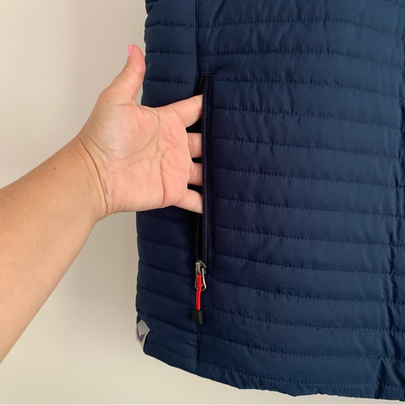 COPY - NWOT WASHINGTON CAPITALS NAVY BLUE VEST - Picture 3 of 10